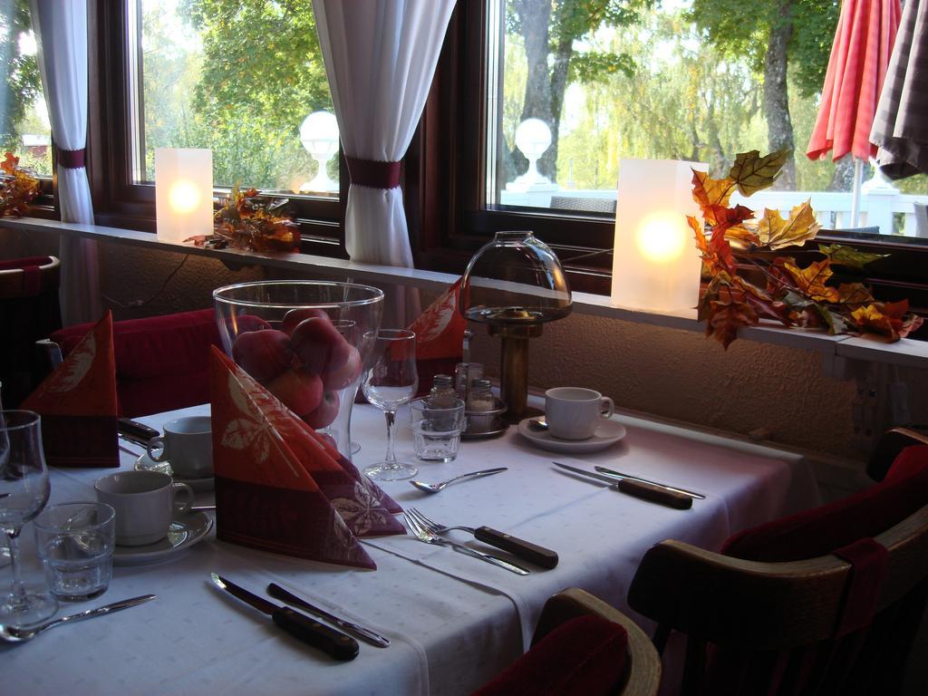 Eckeroe Hotell & Restaurang Esterno foto