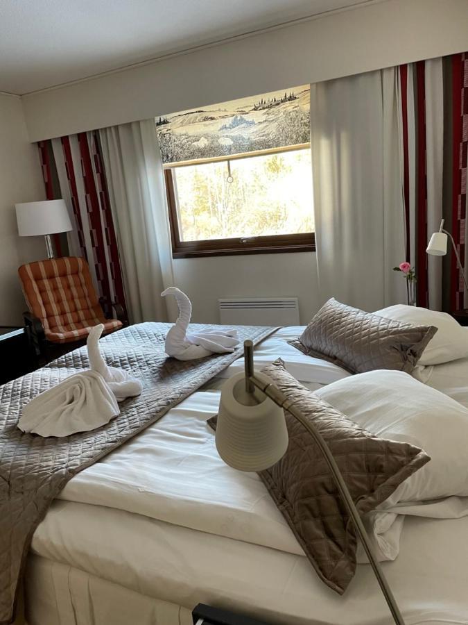 Eckeroe Hotell & Restaurang Esterno foto